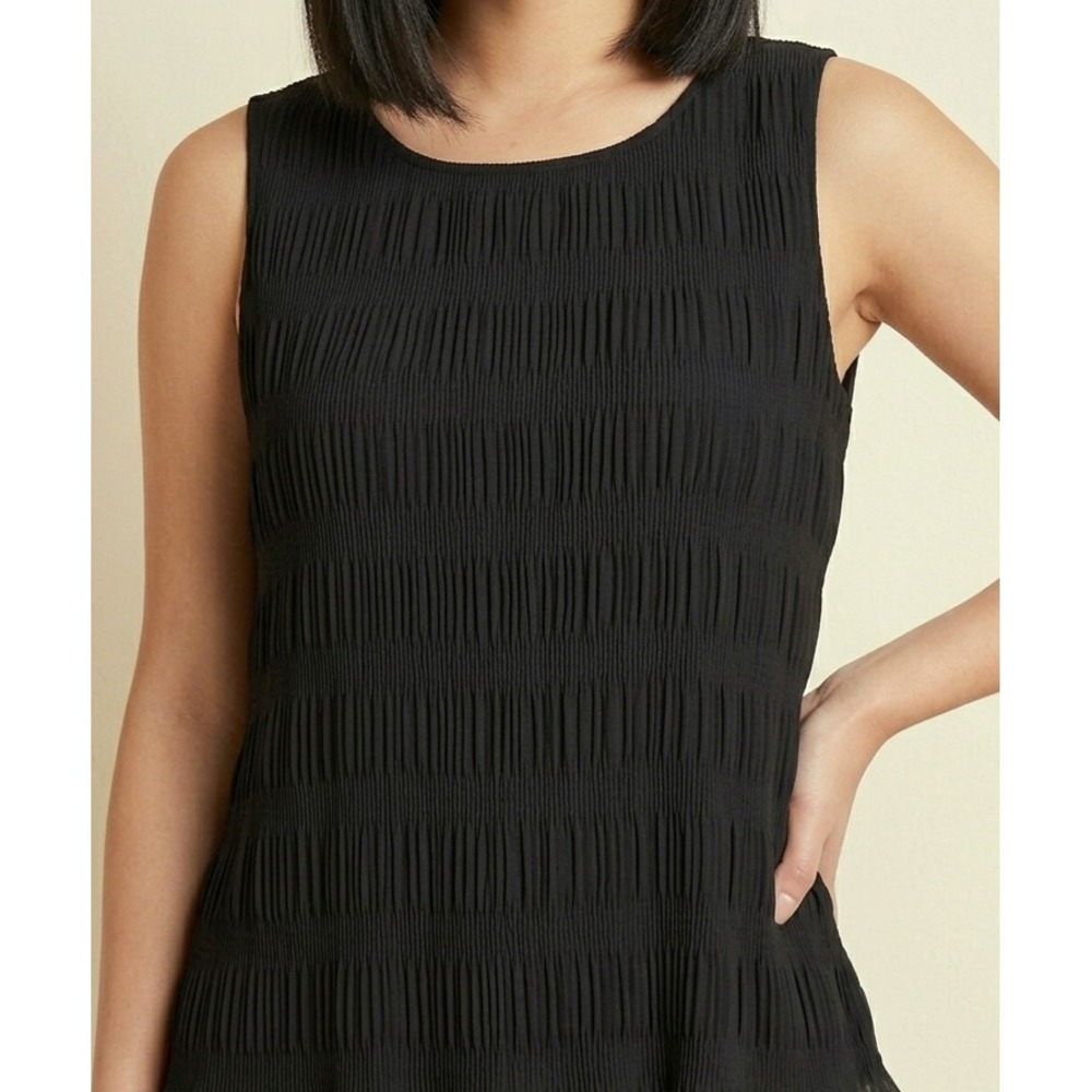 Elle Sleeveless Top Size M Black Textured Shell Blouse